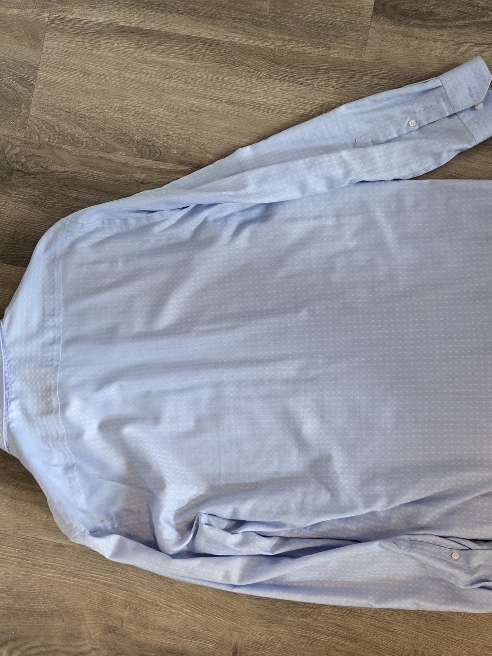 RW&CO. Light Blue Micro-Pattern Button-Down Shirt - Picture 3 of 3